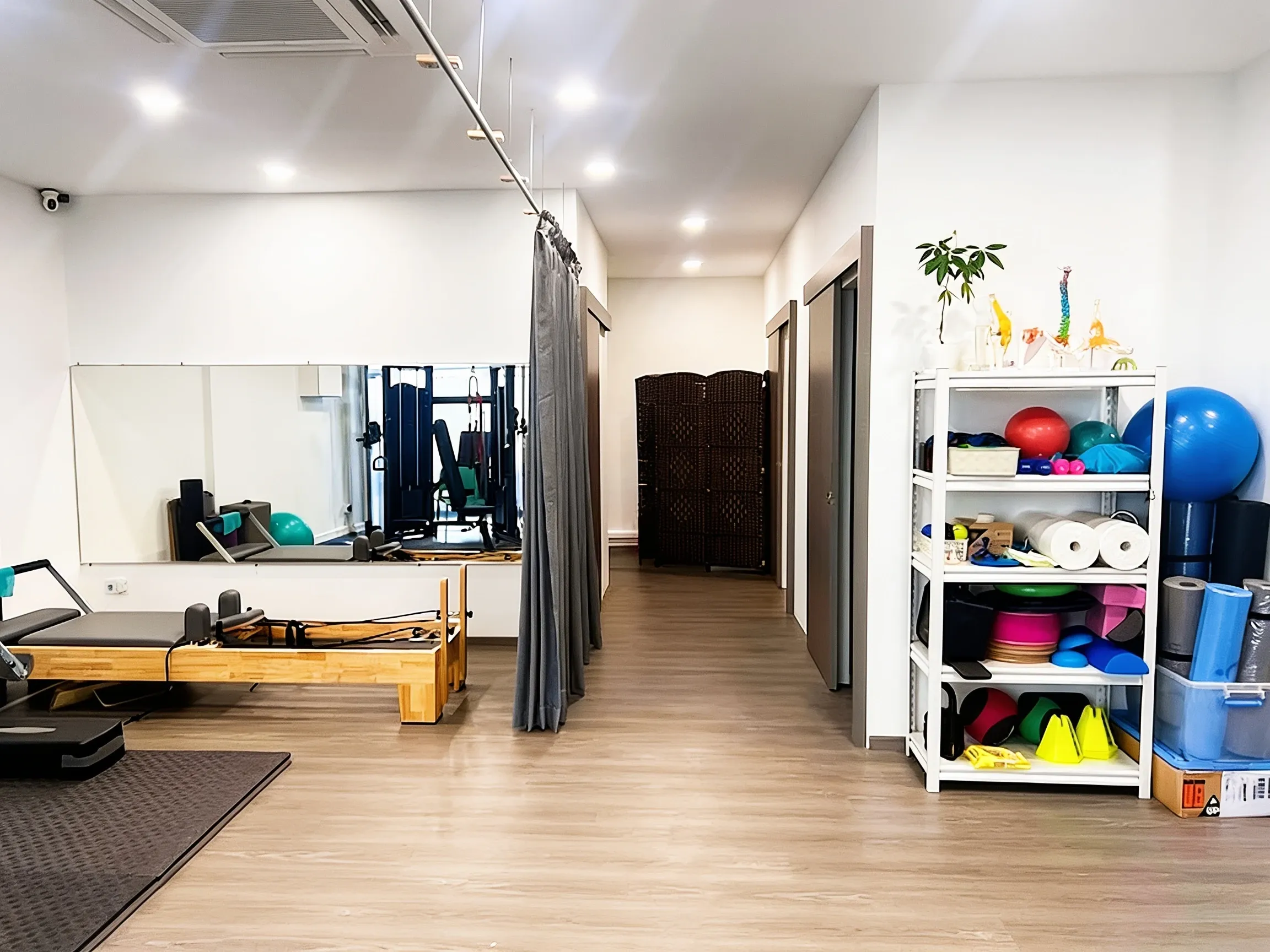 Treatment and rehabilitation area at heal360 Tanjong Pagar